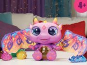 Роботы из Лего, коала и часы с Алисой. Выбираем подарки девочкам к 8 марта