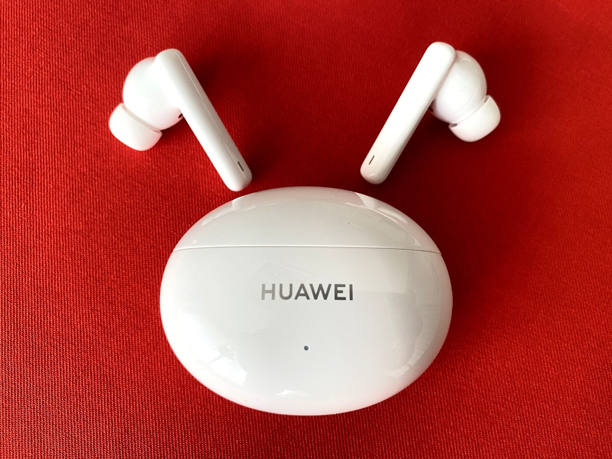 Как подключить huawei freebuds 4i к ноутбуку