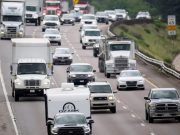 Как заряжать электромобили на ходу?