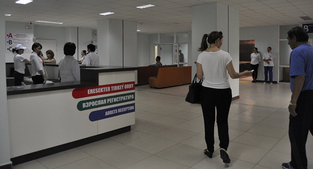 В Казахстане новый порядок прикрепления к поликлинике иностранцев. Как сделать все правильно?