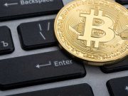 Торговать “криптой” без лицензии не удастся!