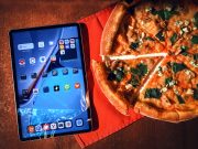 Вкусный обзор. Чем Huawei MatePad 11 отличается от пиццы?