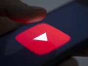 YouTube блокирует все каналы, ставящие под сомнение вакцину