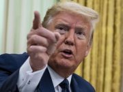 Трамп: “Вашего любимого президента заставляют замолчать”