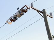 Робот Facebook Bombyx поможет миллиардам. Но постепенно и ползком