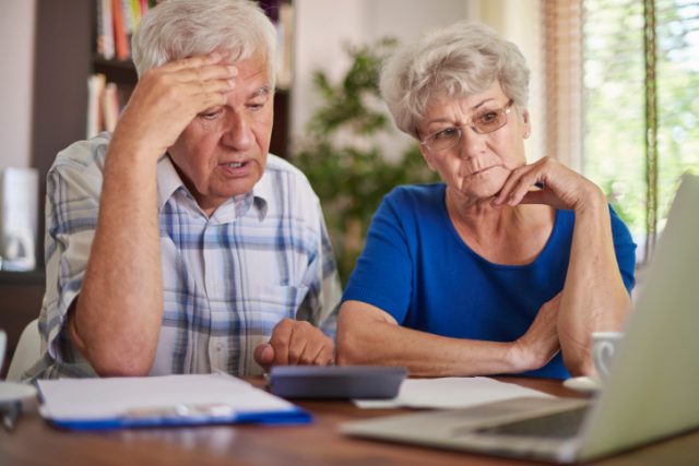 Как подать заявление на назначение пенсионных выплат онлайн?