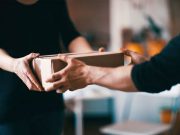 А документы вам доставят на дом!