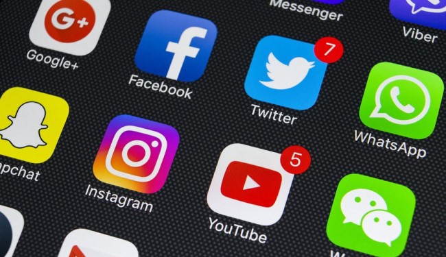 Новые функции, блокировка Facebook и Instagram: последние новости социальных сетей