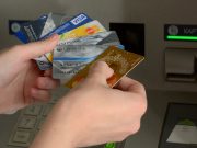 Как отказ Visa и Mastercard работать в России повлияет на Казахстан?