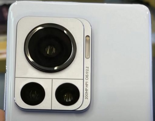 Первый в мире смартфон с 200-мегапиксельной камерой Motorola представит в июле