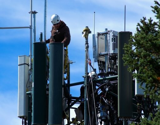 Минцифры – будут спутники, хорошее качество связи, борьба с монополистами