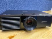 Путешествие в историю кино с мощным проектором Epson EB-L615U