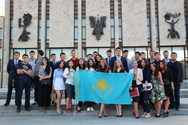 В Казахстане запущен информационно-образовательный телеграм-канал для студентов колледжей
