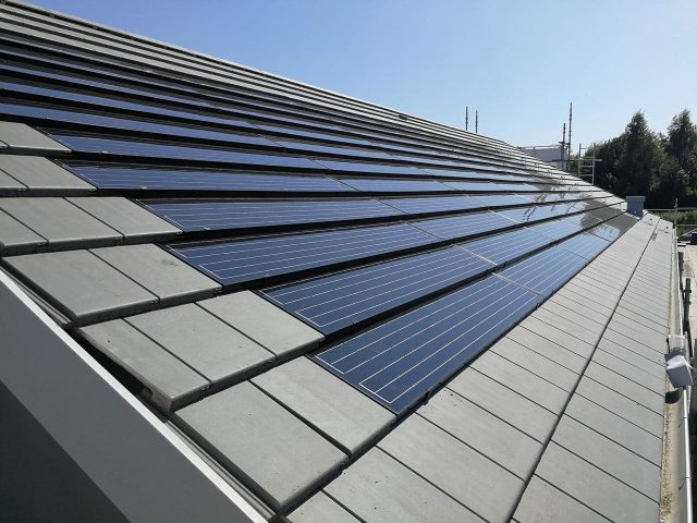 Solarstone  – стартап солнечной плитки