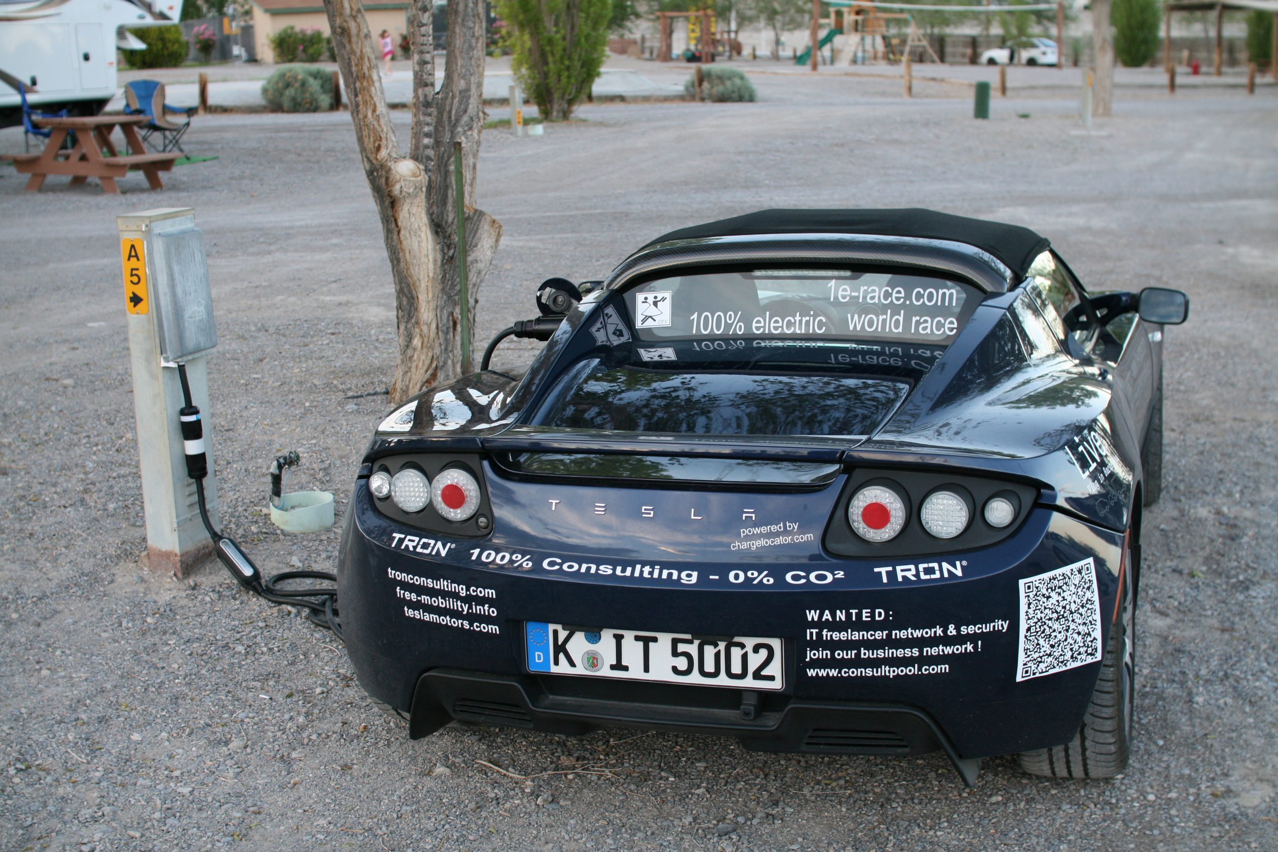 Испанский путешественник Рафаэль Де Местре &#8211; кругосветка  на электромобиле через Казахстан
