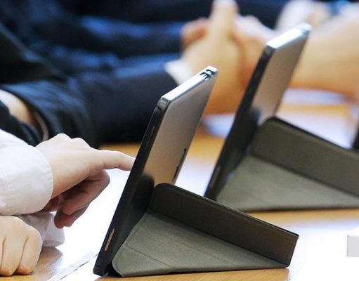 Когда казахстанские учебники переведут в цифровой формат?