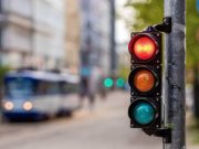 Для чего у светофоров будет 4-й цвет?