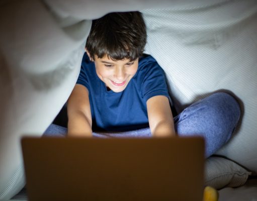 В каких мобильных приложениях “живут” наши дети?