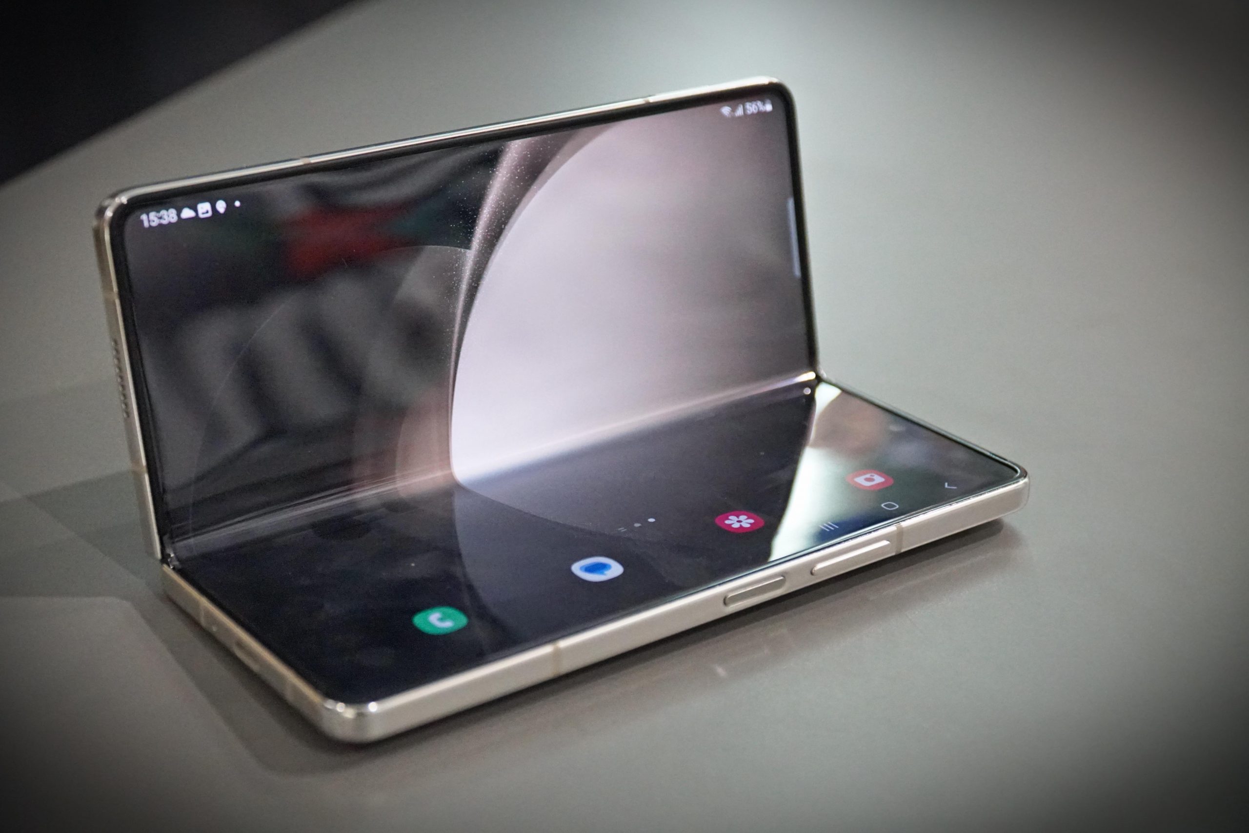 Раскрываем будущее! Обзор Samsung Galaxy Z Fold5 и Flip5