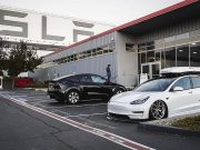 5500 машин каждый день. Выпущен 5-миллионный автомобиль Tesla