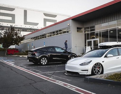 5500 машин каждый день. Выпущен 5-миллионный автомобиль Tesla