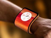 Motorola представила смартфон с изменяемой формой и сгибающимся экраном