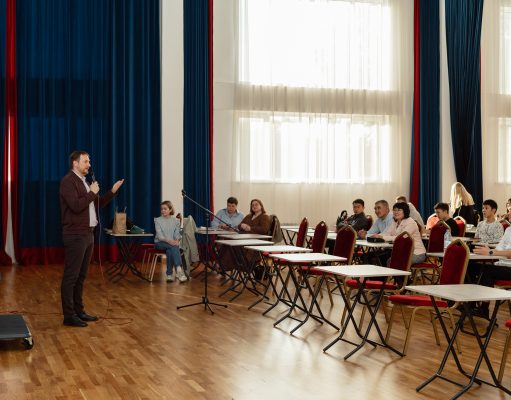 Казахстанские школьники приступили к занятиям в Школе программирования Яндекса