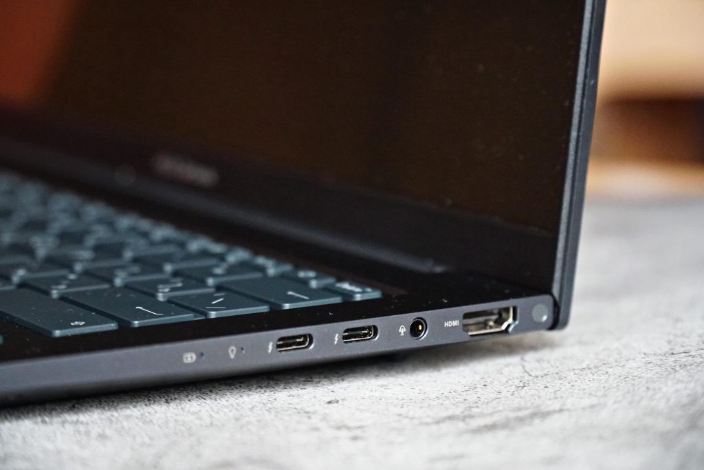 Сверхлегкий и производительный! Знакомьтесь, ноутбук ASUS Zenbook 14X OLED (UX3404VA)