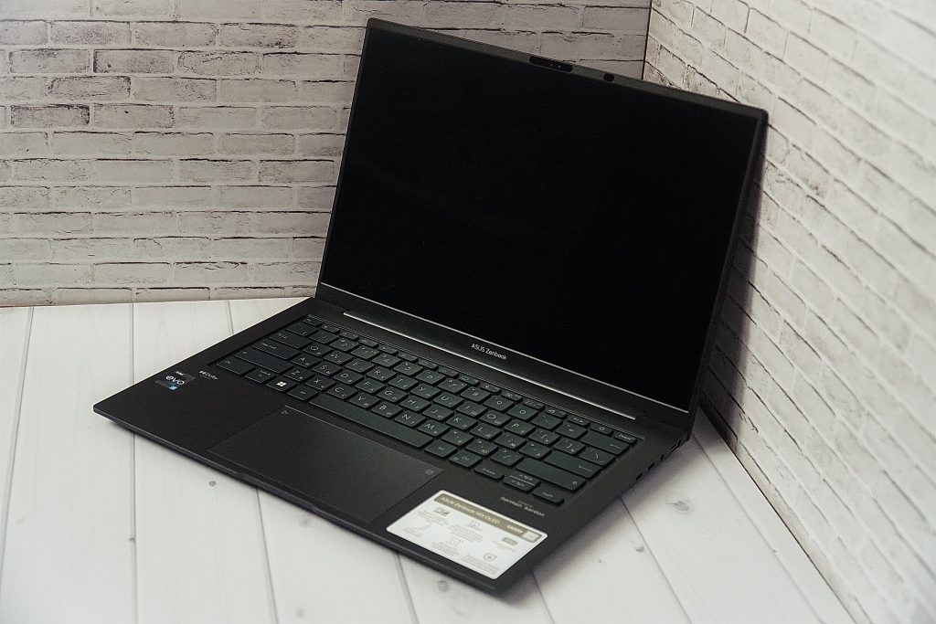 Сверхлегкий и производительный! Знакомьтесь, ноутбук ASUS Zenbook 14X OLED (UX3404VA)