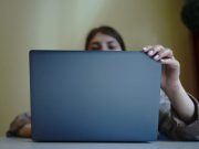 Торговля на интернет-площадках казахстанцев не устраивает!