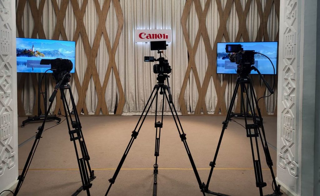 В Алматы состоялась презентация профессиональных камер Canon