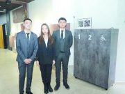 «Умные» шкафы для казахстанских школьников