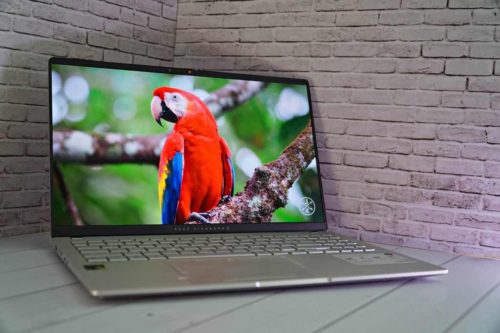 Мощный и умный! Обзор ASUS Vivobook S 15 с Copilot +