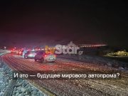 Многокилометровая пробка из-за разряженных электромобилей образовалась в Греции