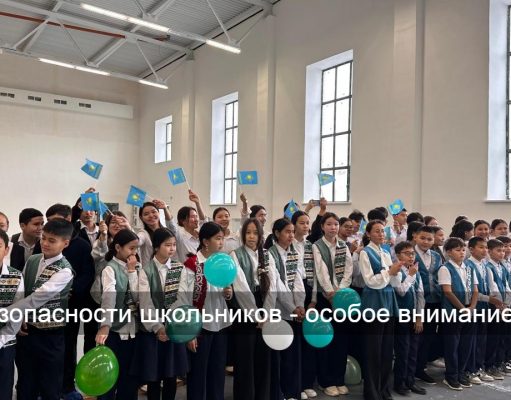 Во всех школах и колледжах Казахстана начали функционировать QR-коды контакт-центра «111»