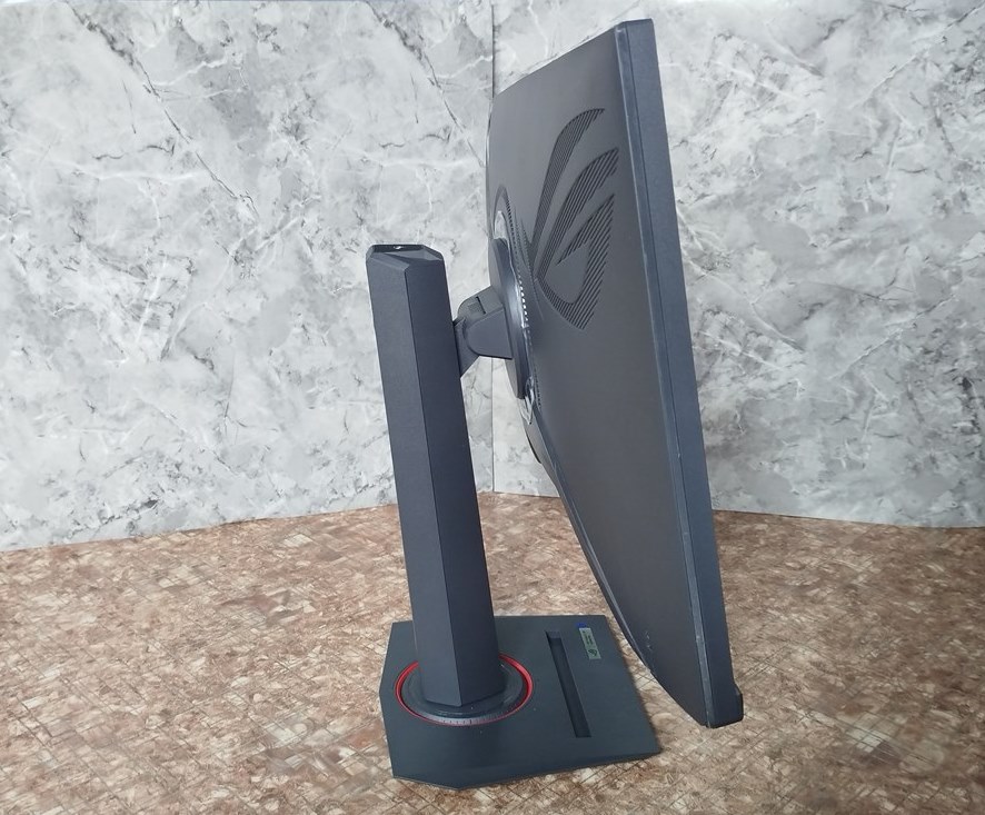 ASUS ROG Strix XG27ACS – невероятное погружение в игровой процесс!