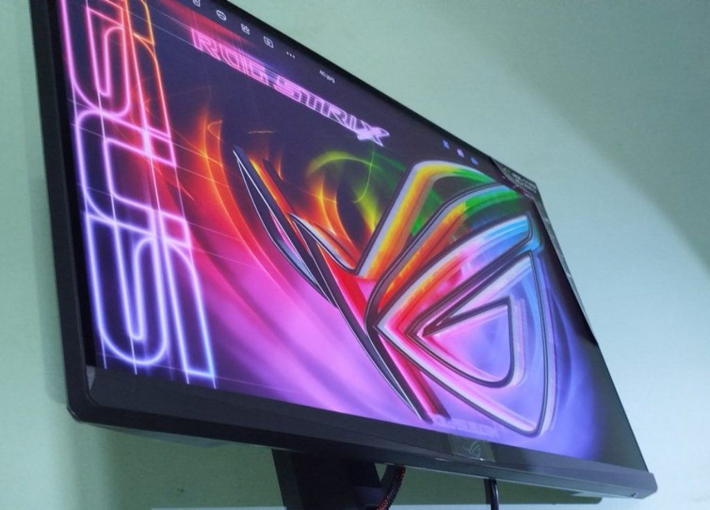 ASUS ROG Strix XG27ACS – невероятное погружение в игровой процесс!