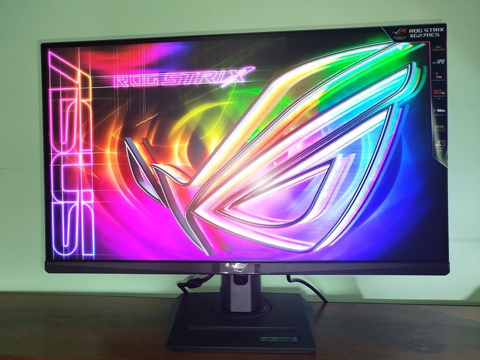 ASUS ROG Strix XG27ACS – невероятное погружение в игровой процесс!