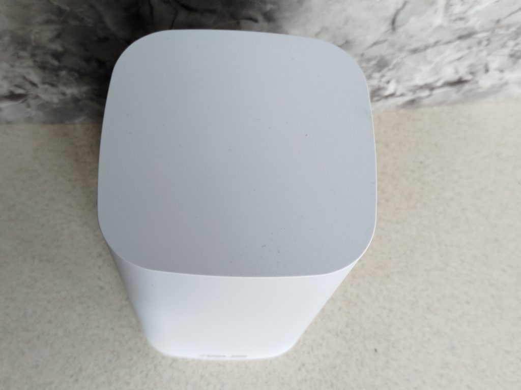 ASUS ZenWiFi BD4 Outdoor – высокоскоростной роутер с большой зоной покрытия, ориентированный на уличное использование