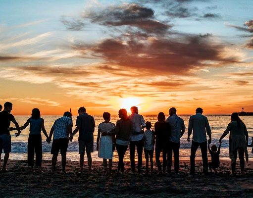 Цифровой путь: как технологии объединили бумеров, миллениалов и зумеров