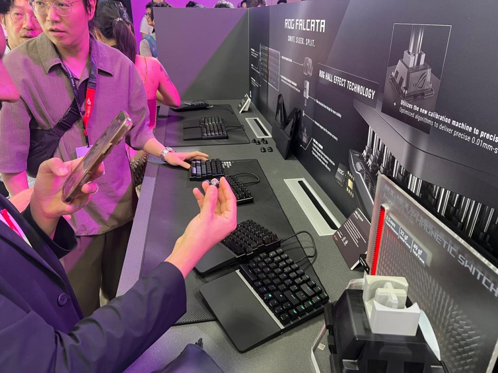 Совершенные новинки, презентация инноваций, веселье и общение! ASUS дарит гостям многоплановую информационную встречу