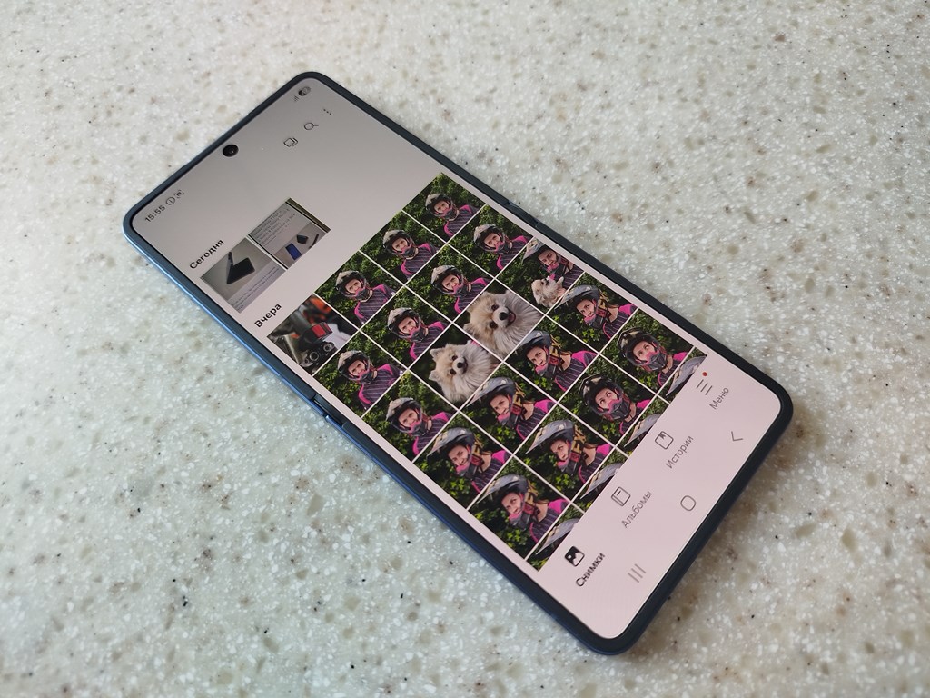 Galaxy Z Flip7 – лучший партнер во время путешествий