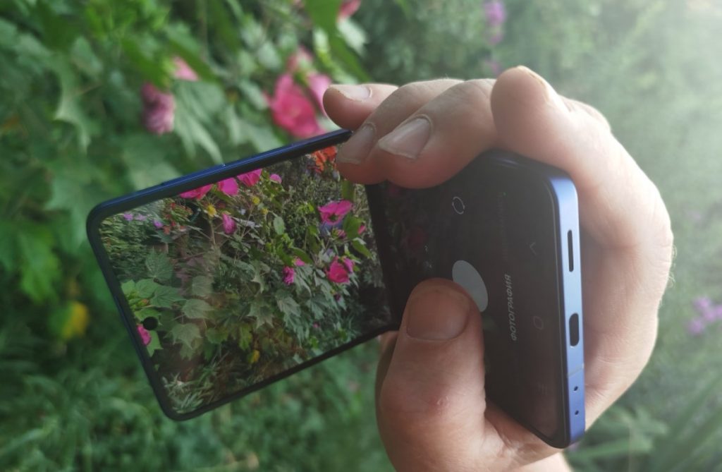 Galaxy Z Flip7 – лучший партнер во время путешествий