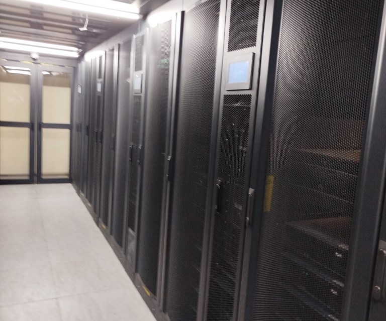 Супер-компьютер (hPC): знакомство, проблемы и перспективы. Репортаж из Дата-Центра