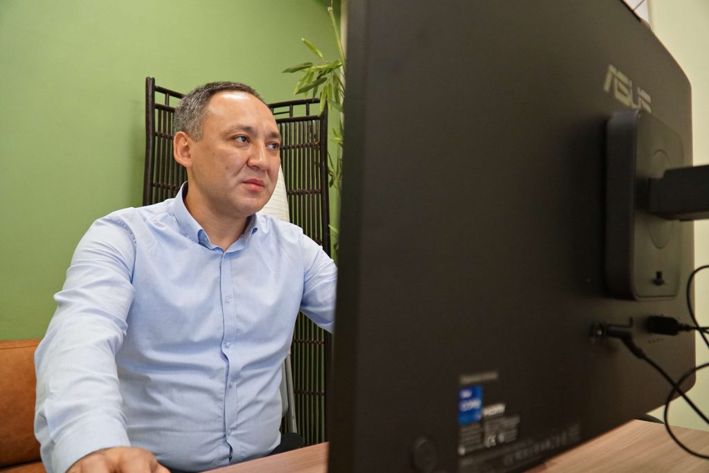 Надёжный помощник для бизнеса &#8211; ASUS ExpertCenter P400 AiO