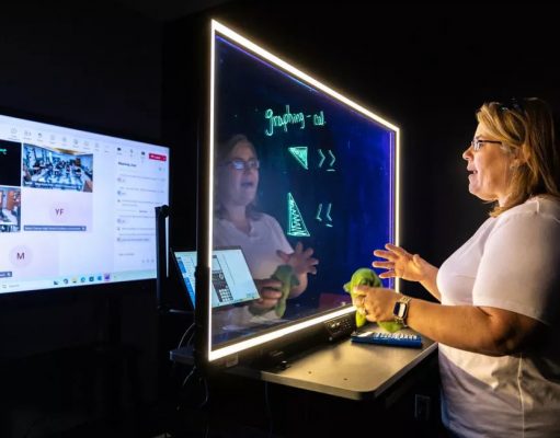 Экспериментальный проект телеобучения призван решить проблему нехватки школьных учителей в США