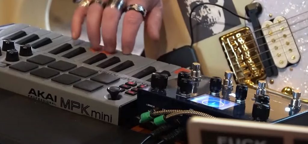 «Казахстанский Моцарт» Рахат-Би Абдысагин исполнил в Оксфорде квантовую симфонию собственного сочинения