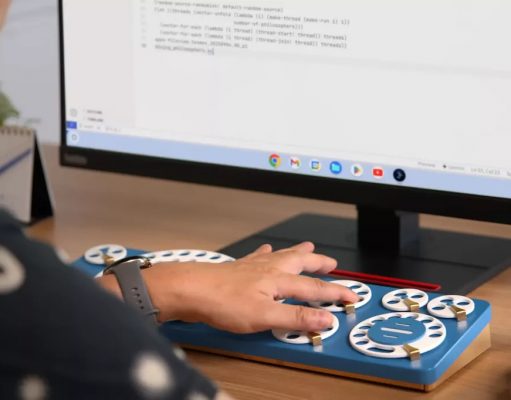 Google ұсынған ерекше пернетақта ежелгі дискілік әдісті қолданады