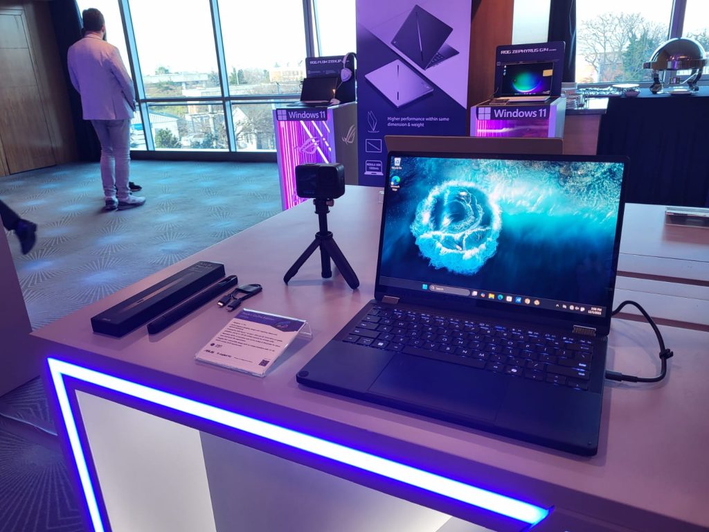 ASUS представляет инновационные решения для работы и креатива. Репортаж о  &laquo;незнакомых знакомцах&raquo;