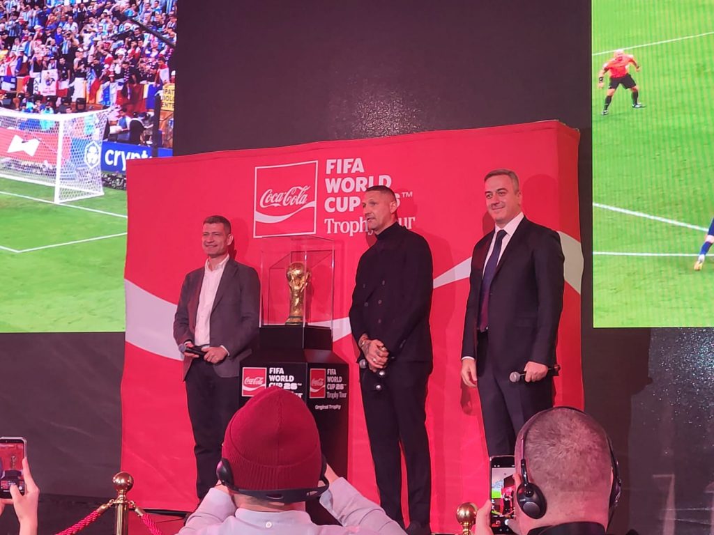 Футбол на языке данных: репортаж с Trophy Tour в Казахстане